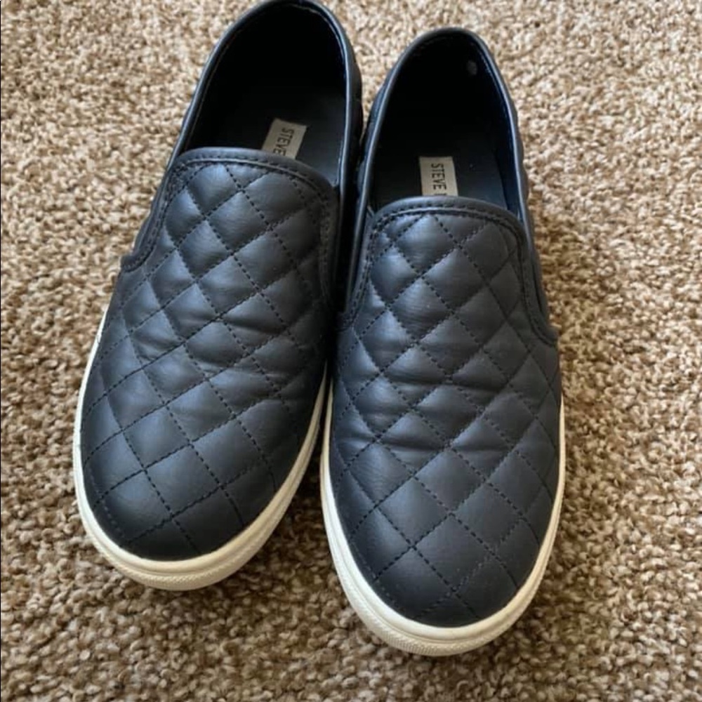 Steve Madden Flats